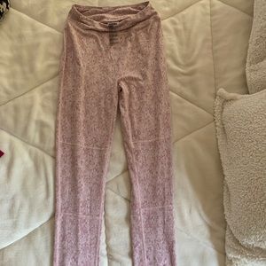 leggings, never worn, just too big for me.